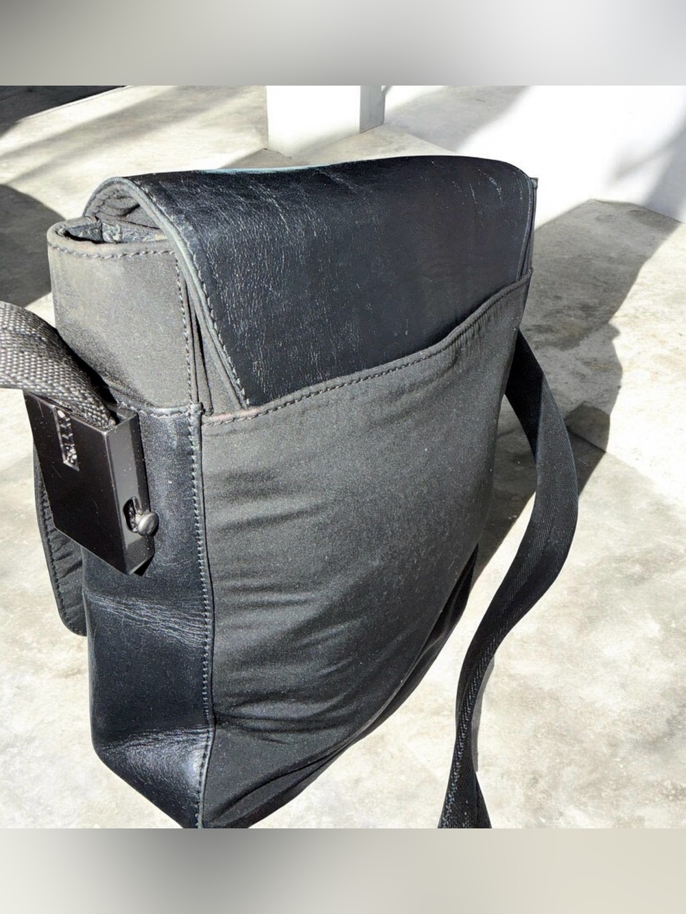 Bally Authentic Nylon/leather Black Crossbody Shoulder Bag - Picture 2 of 7